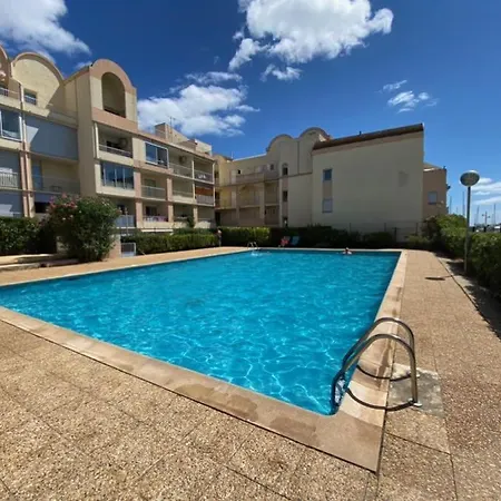 100 M2 Terrasse Piscine Διαμέρισμα *
